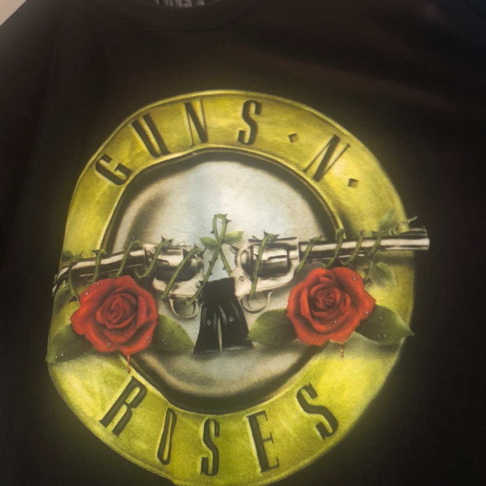 guns and roses tee